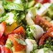 Caprese avokádóval Caprese avokádóval