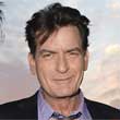 Charlie Sheen újra bajban – már a gyerektartásra sincs pénze Charlie Sheen újra bajban – már a gyerektartásra sincs pénze