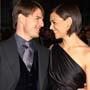 Katie Holmes sztriptízelt és énekelt Katie Holmes sztriptízelt és énekelt