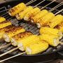 Barbecue-n készült kukoricacsövek Barbecue-n készült kukoricacsövek