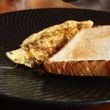 Burgonyás omlett fetával és spenóttal Burgonyás omlett fetával és spenóttal