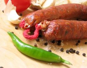 Fűszeres sült burgonya chorizóval Fűszeres sült burgonya chorizóval