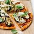 Cukkínis-pestos pizza Cukkínis-pestos pizza
