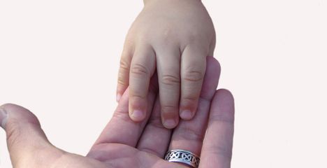 Elv�l�s: elszakadni a bab�t�l