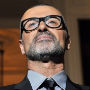Marad a k�rh�zban George Michael