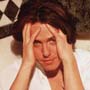 Az utcán lett rosszul Hugh Grant Az utcán lett rosszul Hugh Grant
