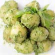 Újkrumpli zöld pestóval Újkrumpli zöld pestóval