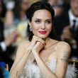 Angelina Jolie sem szingli, új pasija van Angelina Jolie sem szingli, új pasija van