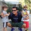 Összefogtak a pénz miatt Charlie Sheen ellen Összefogtak a pénz miatt Charlie Sheen ellen