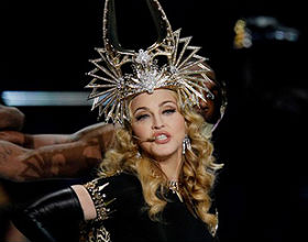 Madonna és az NFL döntő Madonna és az NFL döntő