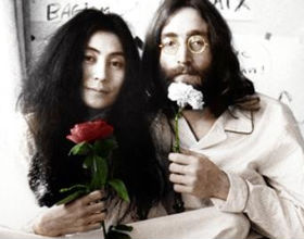 John Lennon: Love John Lennon: Love