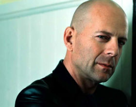 Bruce Willis ism�t apa lett