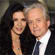 Újra dúl a szerelem Michael Douglas és Catherine Zeta-Jones között Újra dúl a szerelem Michael Douglas és Catherine Zeta-Jones között